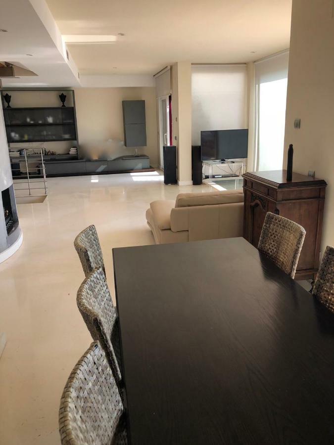 Atico-Duplex Primera Linea De Playa En El Centro De Estepona Buitenkant foto